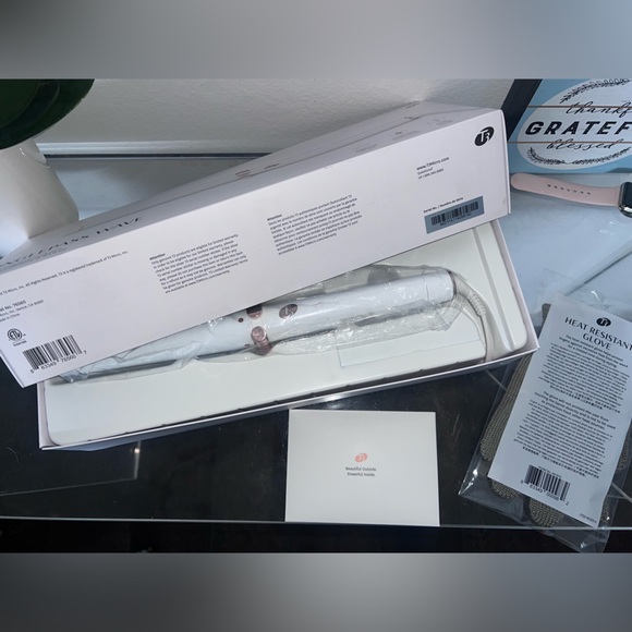 T3 SinglePass Wave Professional Tapered Ceramic Styling Wand - Picture 2 of 5